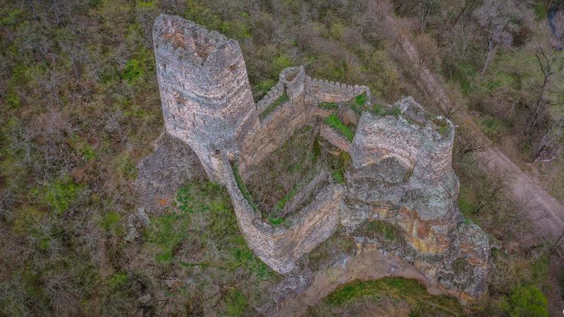 В Тетри-Цкаро отреставрируют средневековую крепость Хулути
