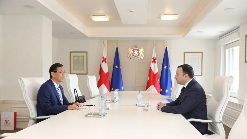 В Тбилиси приступил к работе новый посол Китая в Грузии